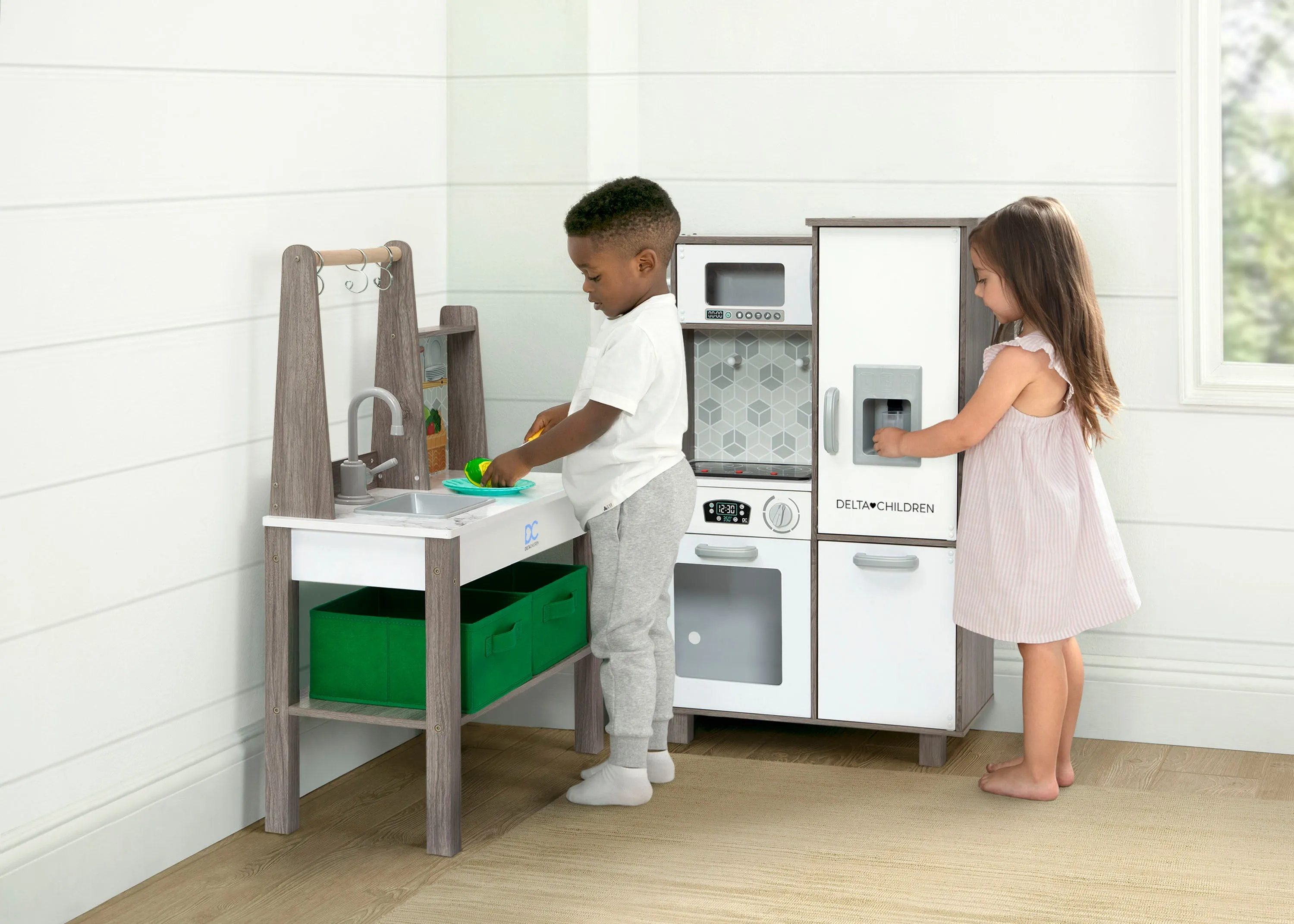 Gourmet All-in-One Corner Play Kitchen