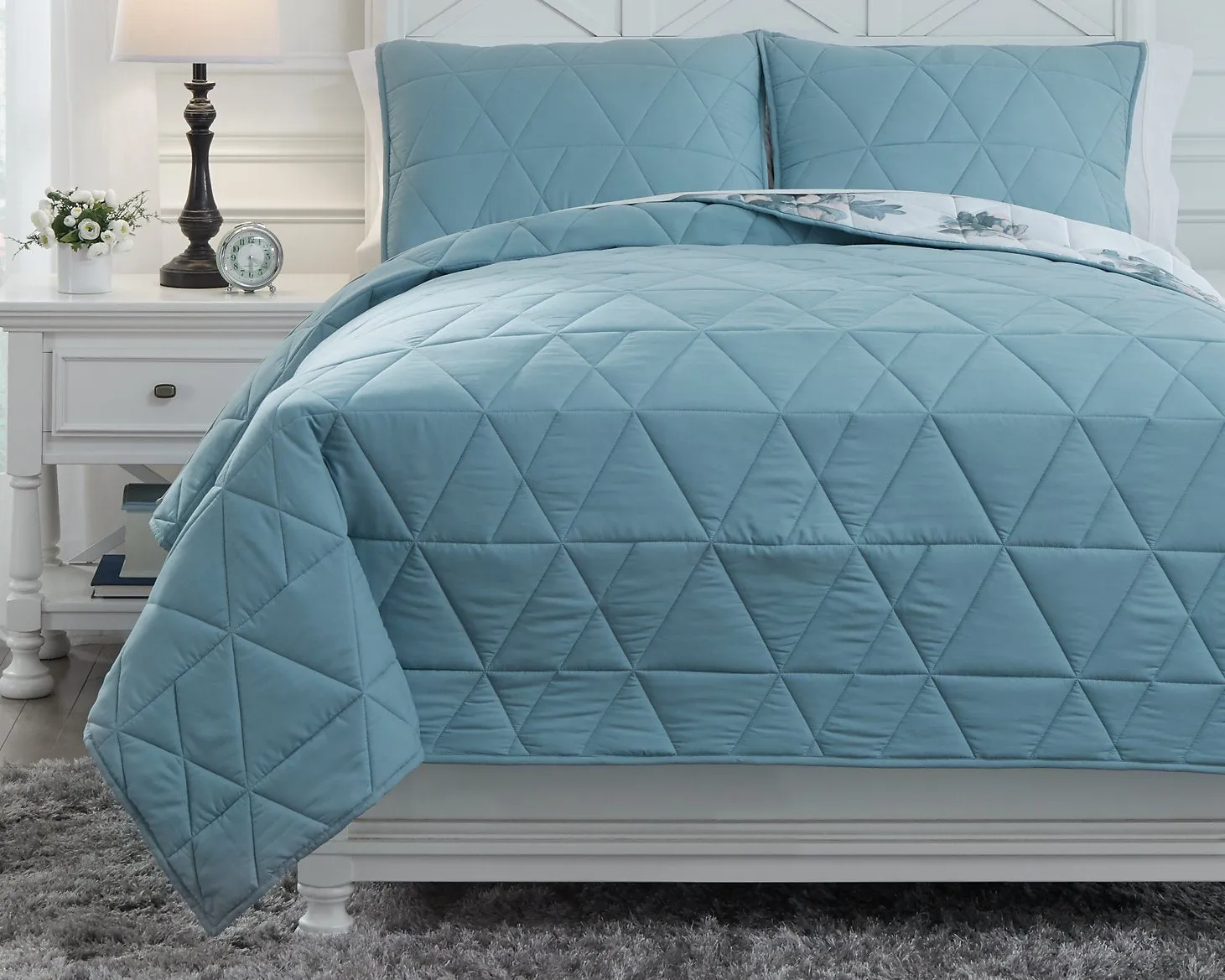 Kiandra Full Quilt Set