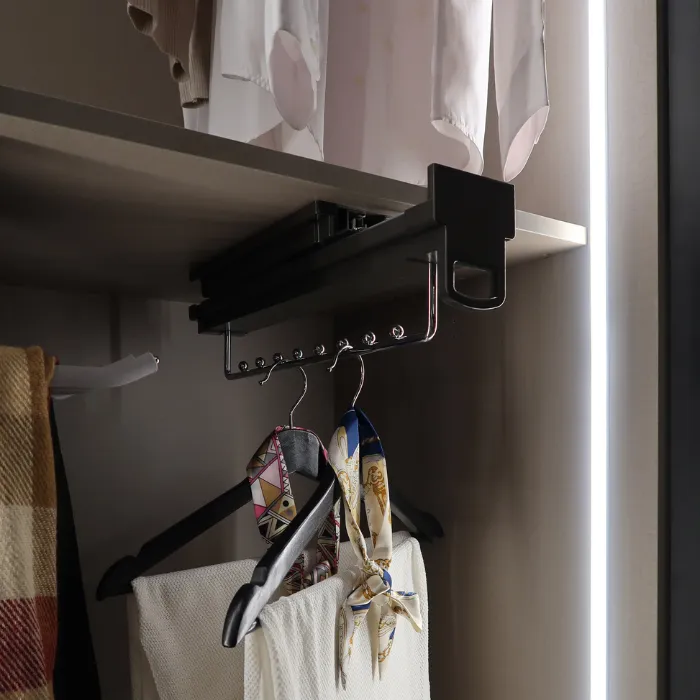 KKPL Top Mounted Pull Out Hanging Clothes Rack