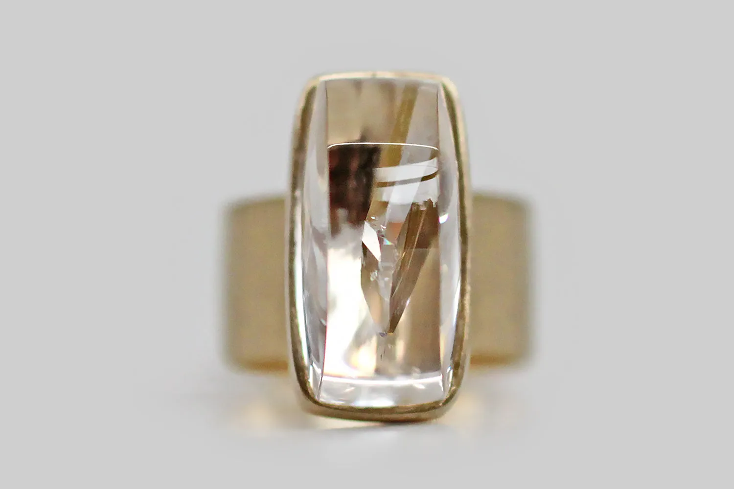 Quartz in Quartz Interruption Ring